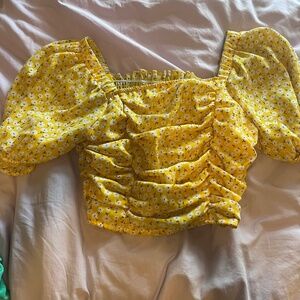 Yellow Floral Cropped blouse